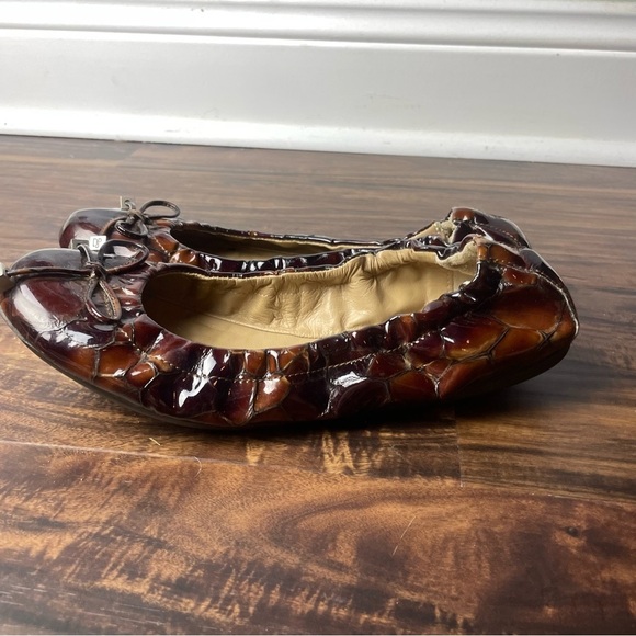 Donald J. Pliner Size 9 M Brown Animal Print Dance Ballet Dance Flat Shoe - Picture 9 of 11